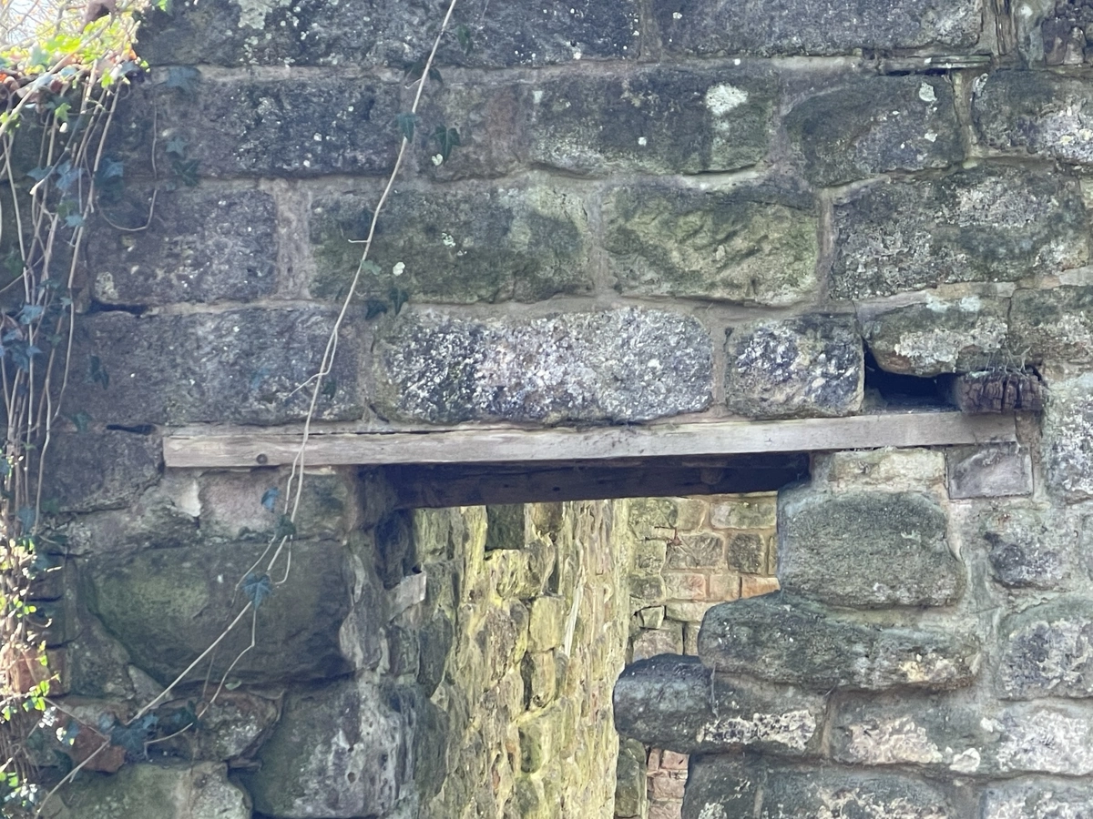 Window opening and timber lintel